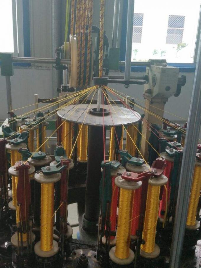 35 macchina della pressa idraulica del Mpa di tonnellata 70 per la compressione degli accessori del campo da giuoco 5