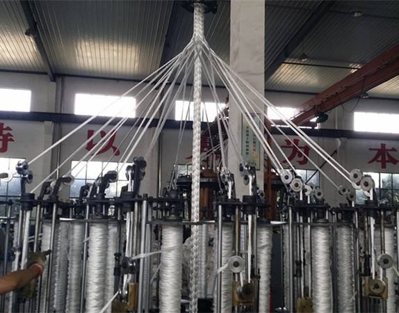 35 macchina della pressa idraulica del Mpa di tonnellata 70 per la compressione degli accessori del campo da giuoco 4