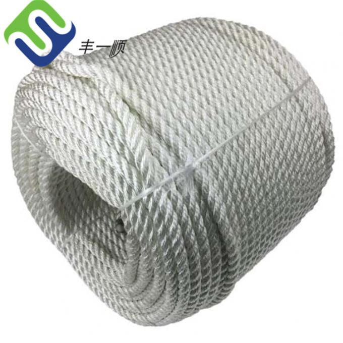 Corda di nylon di colore bianco di 32 mm di diametro con 3 fili di torsione 0