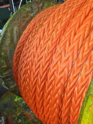 Lunghezze tagliate su misura Resistenza chimica superiore Fune in UHMWPE per uso marino con elevata resistenza alla rottura