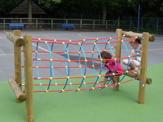 Tunnel di corda combinato per parco giochi diametro 16 mm per bambini che giocano